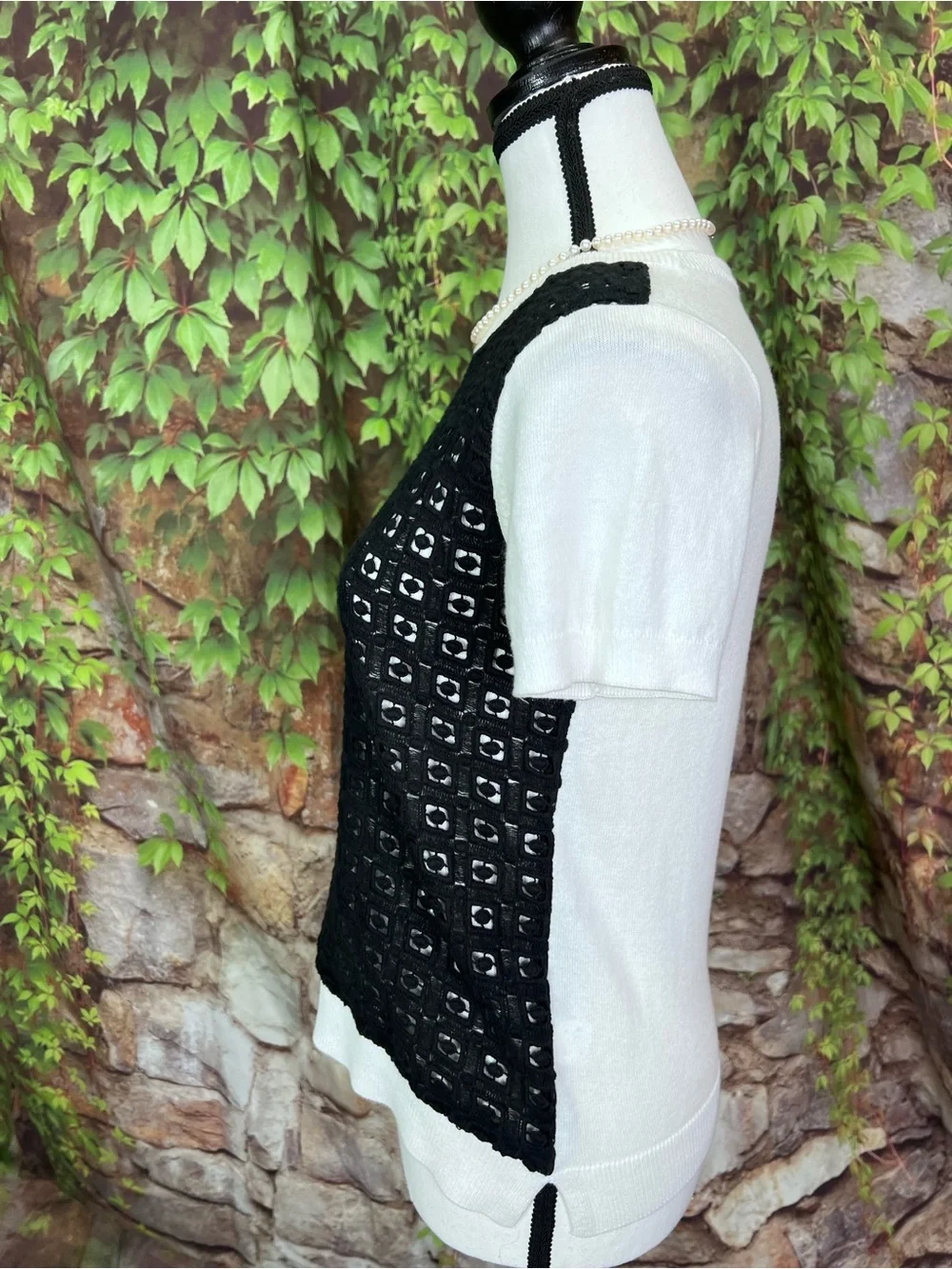 KATE SPADE Layered Black and White Fitted Crewneck Sweater, M (Runs Small)